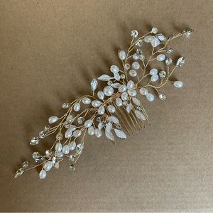 David’s Bridal hair clip